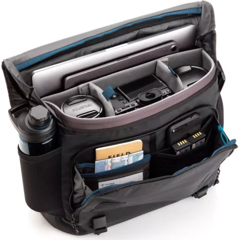 Tenba DNA 16 Slim Messenger Bag / Black Tenba DNA 16 Slim Messenger Bag / Black